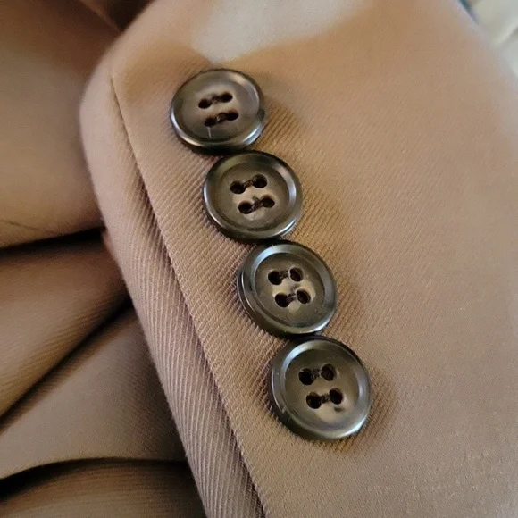 FIRADO taupe blazer 100% Merino wool Designed in Rome Italy Hand Tailored …